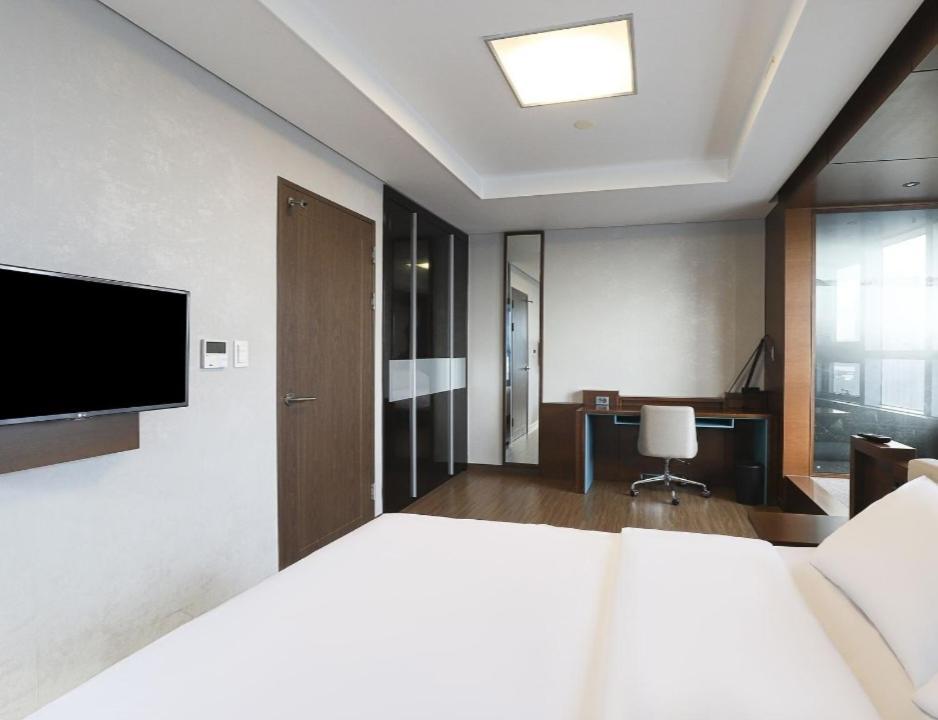 Haeundae Wide Ocean View & Residence Ciudad Metropolitana de Ciudad Metropolitana de Busan Exterior foto