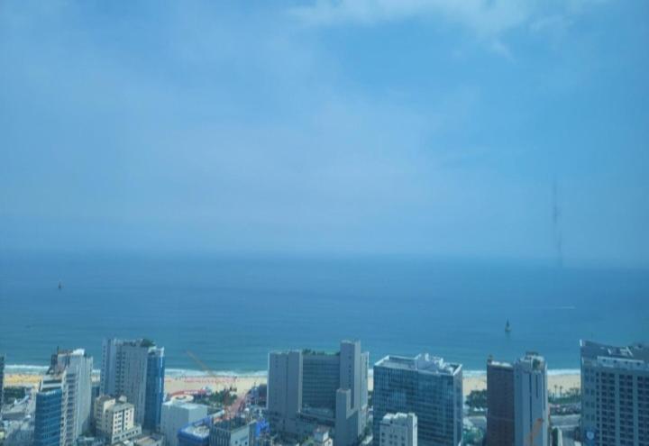Haeundae Wide Ocean View & Residence Ciudad Metropolitana de Ciudad Metropolitana de Busan Exterior foto